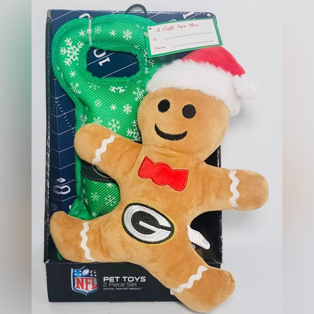 2 Piece Pet Dog Toy Gingerbread Man & Bone New NFL GreenBay Holliday New